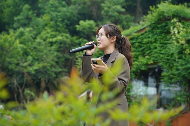 幸福好时光里的别样母亲节：退休老人以欢聚书写温情