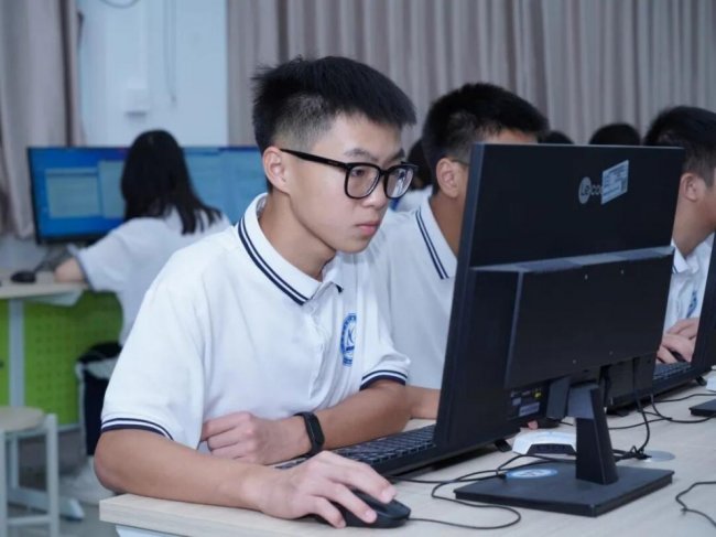 东莞市南博职业技术学校数字媒体技术专业：培育“技术+创意”复合型人才