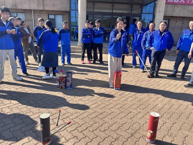 中交一航局五公司M026项目成功举办庆五一团建活动