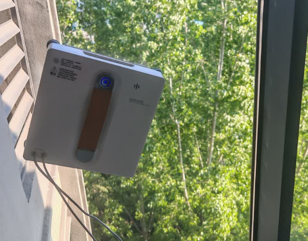 全自动擦窗机器人好用吗?实测优选擦窗机器人十大品牌，擦窗省心又好用