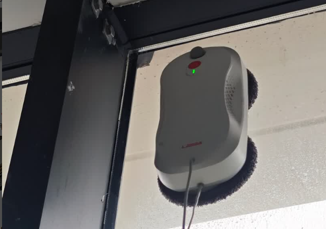 家用擦窗机器人哪个牌子好？2026家用擦窗机十大品牌测评全解析，居家擦窗避坑