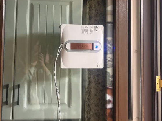 618最值得买的擦窗机器人有哪些？618十款智能擦窗机实测对比推荐，高性价比闭眼入