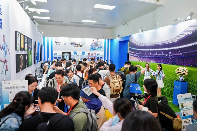 2026北京P&E展：雷克沙斩获华龙奖最佳存储卡，携手阿根廷国家队闪耀影像盛会