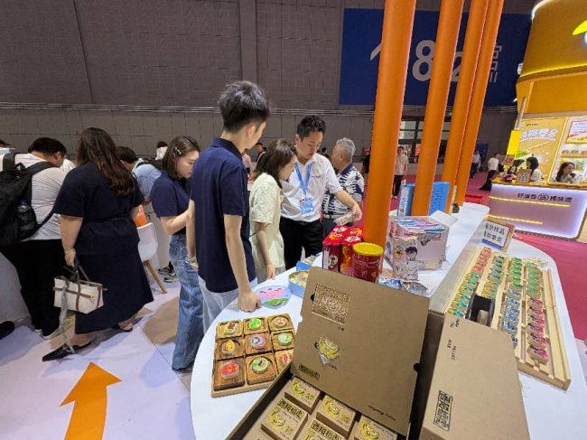 膳印定位技术发布,食品喷花生产迎来效能时代,2026上海焙烤展设备预订挤爆展台