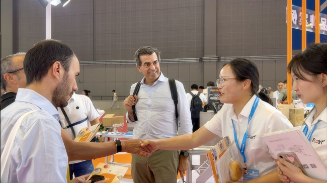 膳印定位技术发布,食品喷花生产迎来效能时代,2026上海焙烤展设备预订挤爆展台