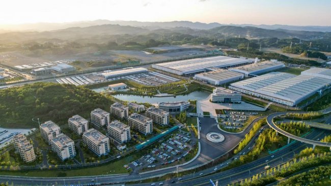 彭华岗“点赞”吉利控股集团ESG深耕实践 标杆力量引领中国汽车产业绿色出海第4张