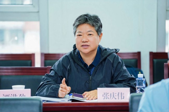 四川美河线缆受邀出席三方战略合作签约仪式暨机械工业质量价格分级课题研讨会并作交流发言