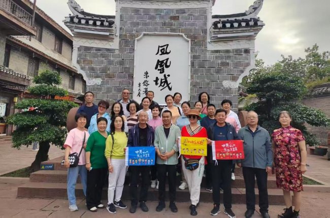 西青旅国旅行社阿拉善左旗旅行社分公司获2026阿拉善盟首届《最具口碑旅行社》评选活动冠军