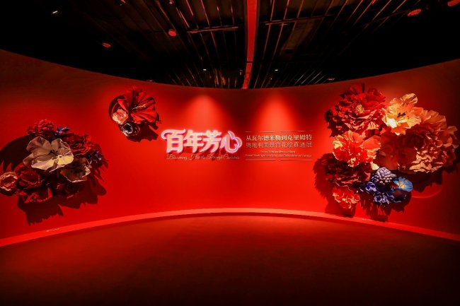 卡萨帝成为美景宫百年花绘真迹展&ldquo;首席艺术生活方式伙伴&rdquo;