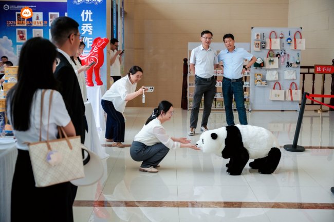 毛绒玩具重塑陕西安康发展格局深刻变革