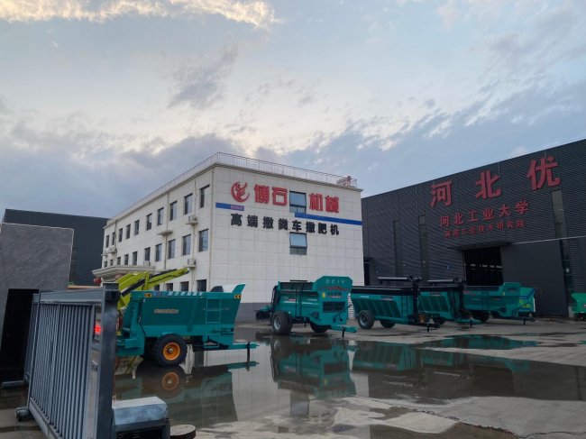 破解冻粪黏粪作业难题，博石撒粪车凭硬核实力赋能北方多地农业生产