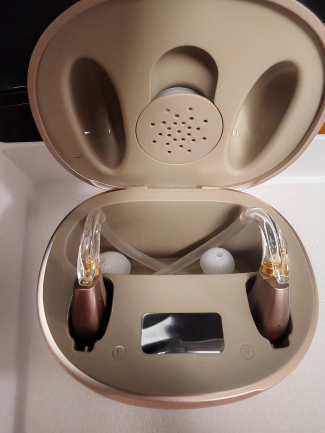助听器品牌排行榜深度测评：老人听不清家人说话？这份榜单帮你避坑