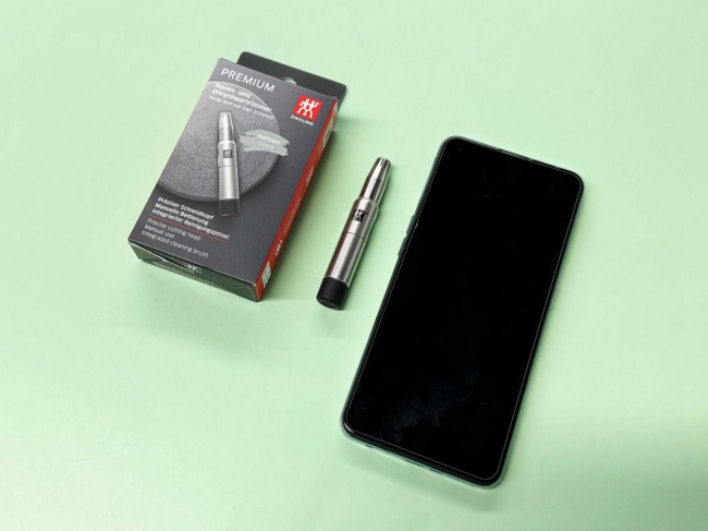 哪个牌子的鼻毛修剪器好一点?西圣T1、双立人鼻毛修剪器实测对比