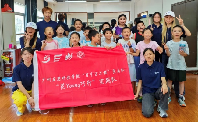 勤练毽球定格温情，夜市实战涨粉24人！广