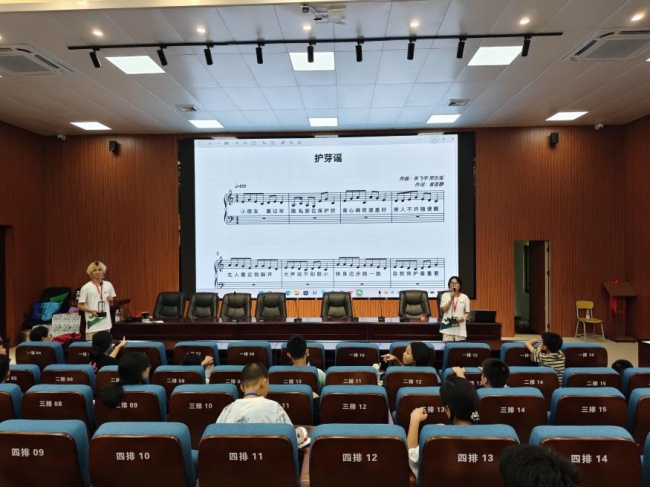 原创歌曲《护芽谣》唱响防性侵教育，广油学子暖心守护困境儿童