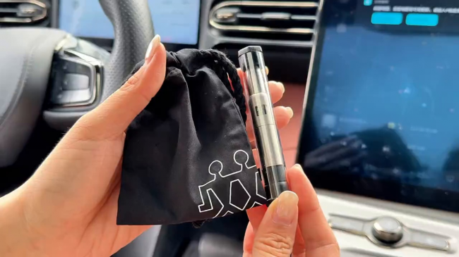 男人鼻毛要剃掉吗?男人鼻毛怎么处理干净?鼻毛剪帮清洁妙招!