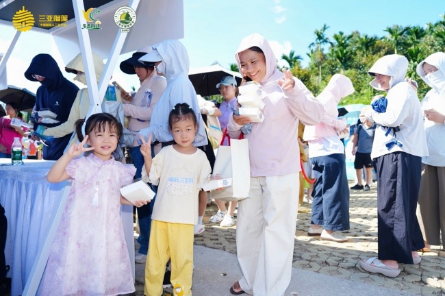 “榴”住夏天！育才特色农产品市集+榴莲嘉年华，解锁“热带风情”新玩法