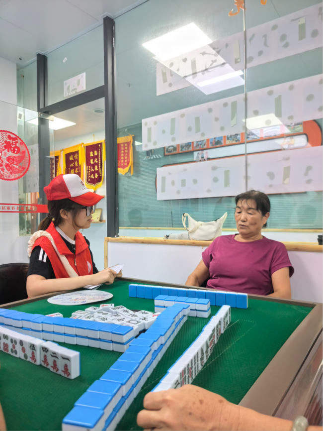 言法润乡深耕基层，遵医学子赴鱼林村养老站