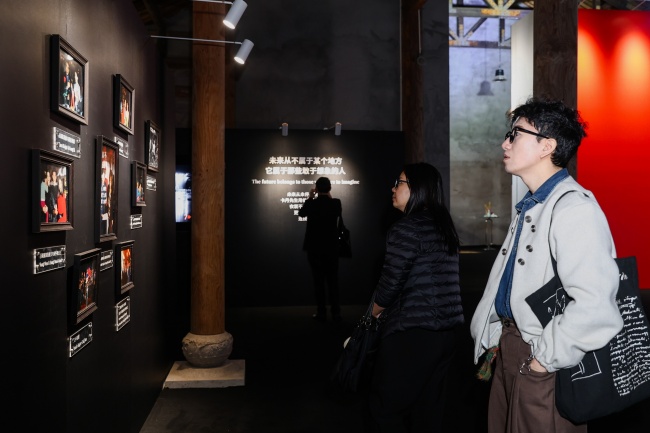 一场展览，16所院校、300件作品 濮院时尚古镇如何成为青年创作孵化场