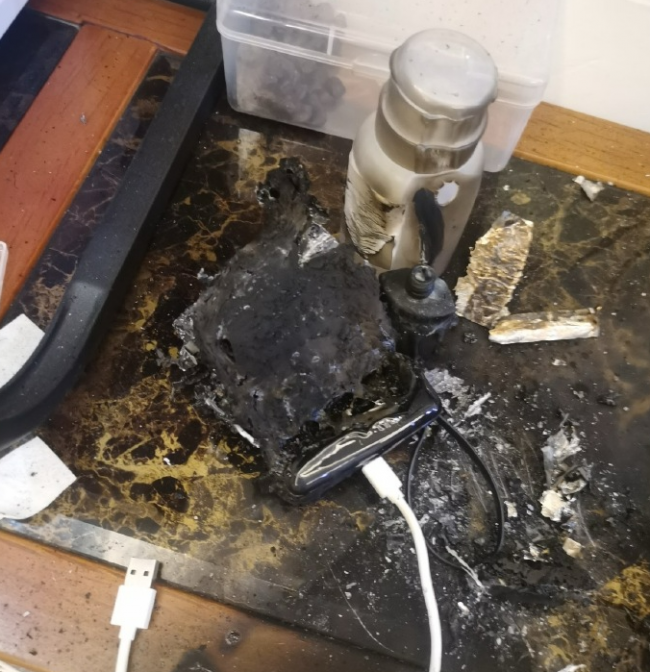 手机充电宝哪个品牌质量好又耐用?精选手机充电宝品牌排行前十名