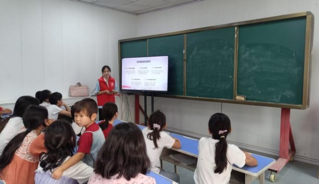 ​普语筑疆践初心 青春推普担使命——赴喀什开展“推普+”系列实践(图2)