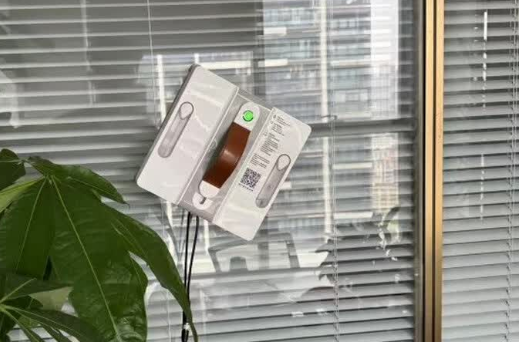 电动擦窗机器人值得买吗?2026擦窗机器人十大品牌推荐,家用好用又省心