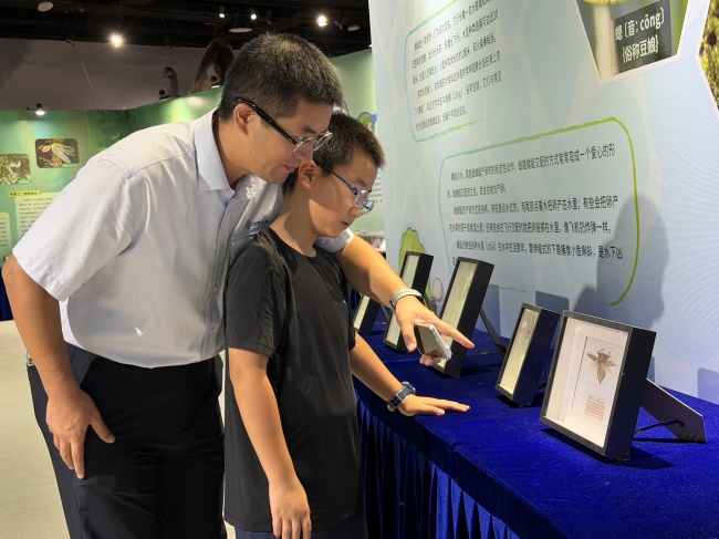 &ldquo;探秘深蓝 情暖一线&rdquo;&mdash;&mdash;中交一航局城交公司青岛地铁项目反探亲活动走进科技馆