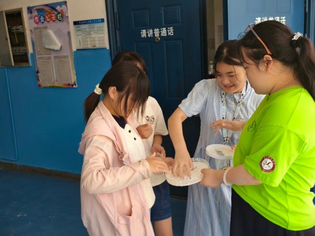 青年科普赴乡野 物理实验点亮乡村少年科学