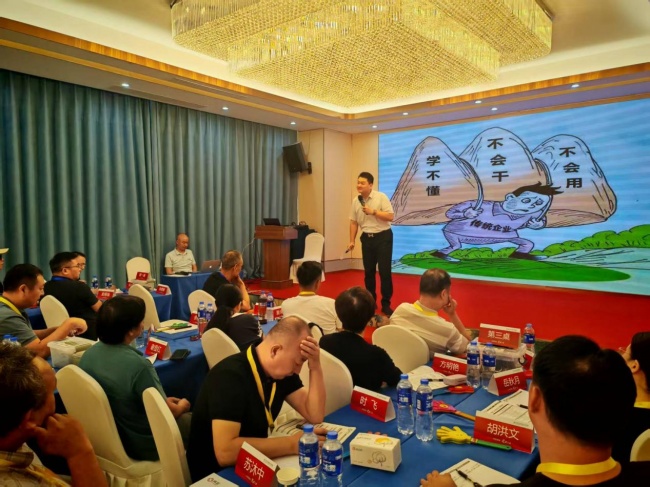 悦琪谐纺织品  深耕纺织，质造经典