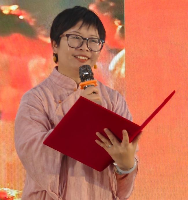 爱情之都再次唱响爱情赞歌——高新区（滨江）七夕浪漫诗歌分享会圆满举行  文/ 通讯员 钱德金