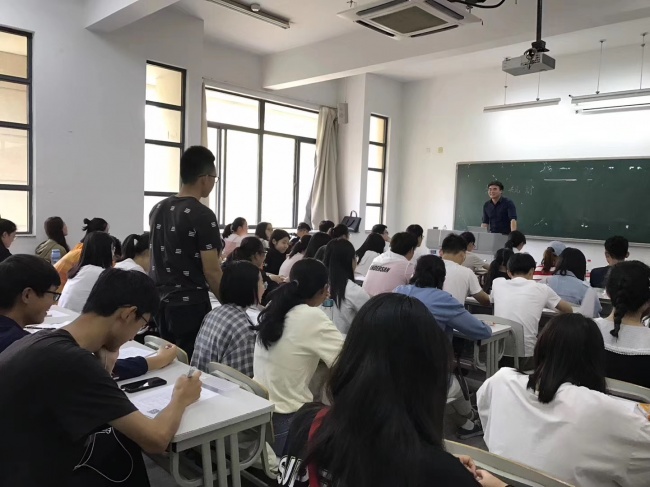 南审考研面授班里的证书升学平衡术
