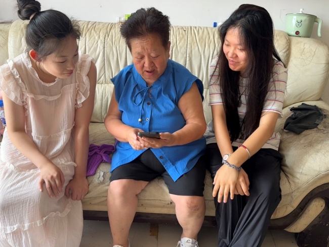 躬行敬老善举，共建文明乡韵——大连医科大学中山学院邻里暖心基层服务小队开展“三下乡”社会实践﻿﻿