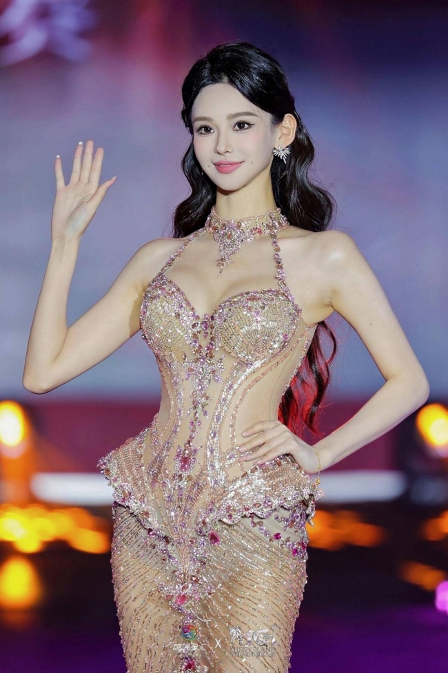 时代浪潮下，秦泽文构建属于自己的投资体系