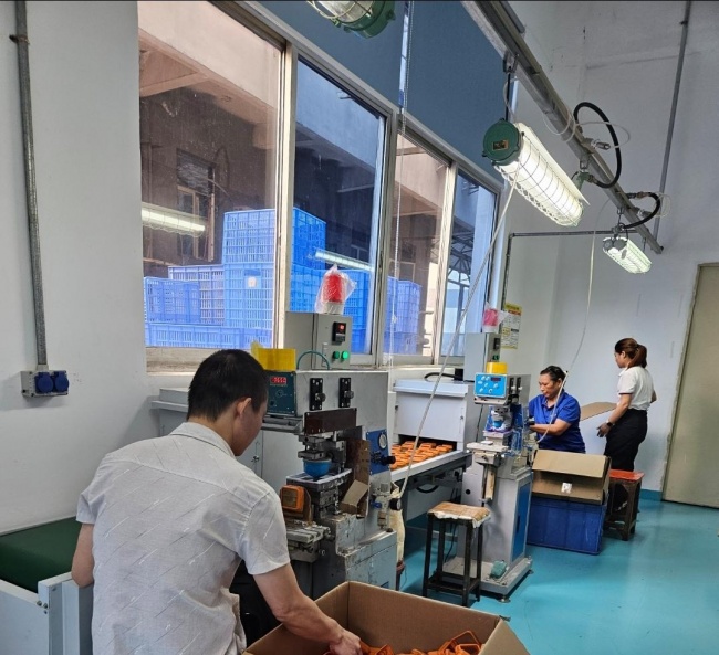 深圳高光模具定制方案与选型指南