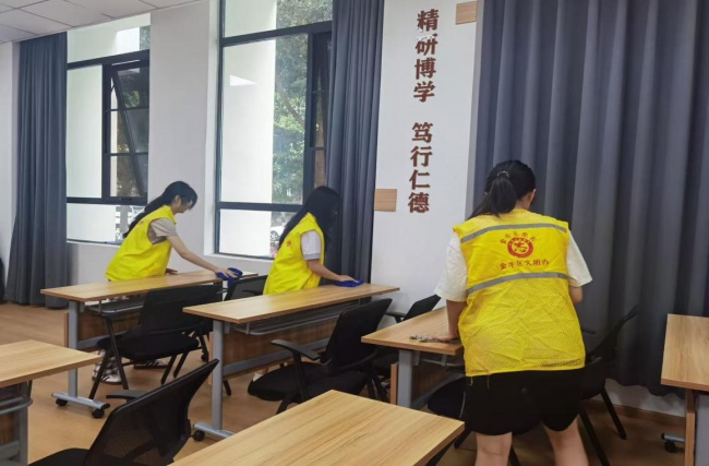 青春赴社区 蜀韵暖民心——西南石油大学学