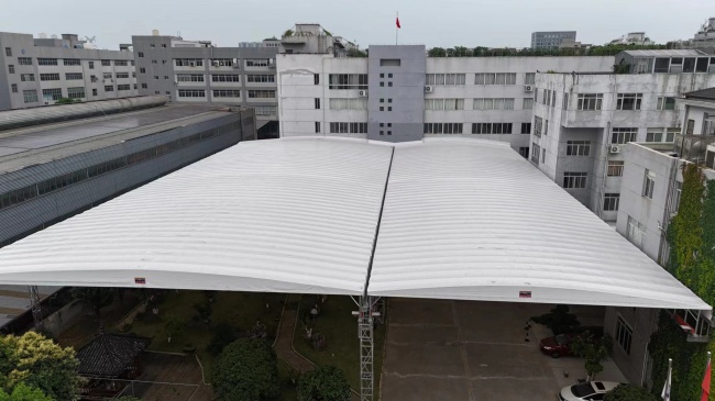 电动推拉棚结构计算与风洞模拟解析