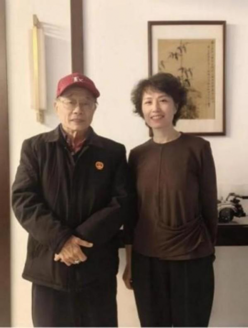 ����������īȾ���졷��������������־��