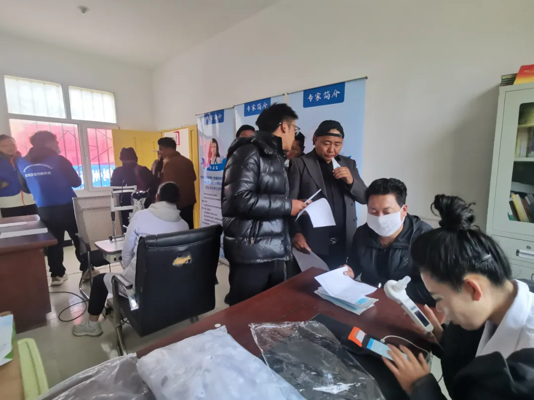 省委统战部开展“新善青海”公益服务暖心义诊惠及囊谦牧区群众