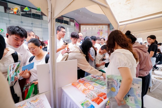 缤纷赏秋向九江！庐山西海专场倾情亮相武汉，武九文旅共绘秋日新篇