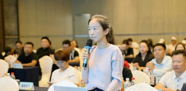 2026“戈壁明珠”石河子马拉松新闻发布会召开