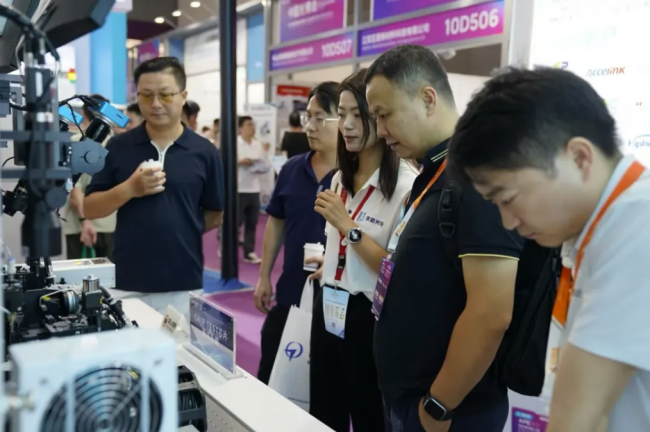 光博会热度高涨，拓斯达精准卡位AI算力赛道培育新增长极