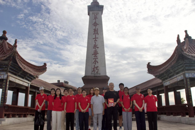 走近蓬南红色热土，缅怀革命先烈不朽英魂——“尚美花开”社会实践服务队蓬南之行