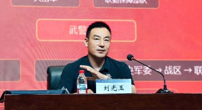 勿忘“九一八”青春向国防—天津市大学软件学院举办国防教育与青年职业发展主题讲座