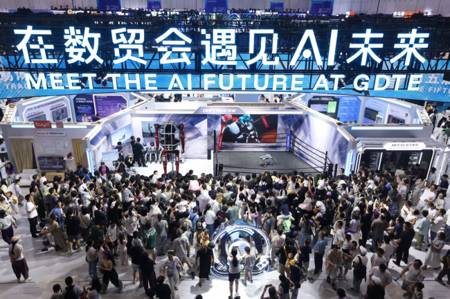 会展业的“杭州形态”:一场展会如何被 AI 重塑? 会展业的“杭州形态”:一场展会如何被 AI 重塑?