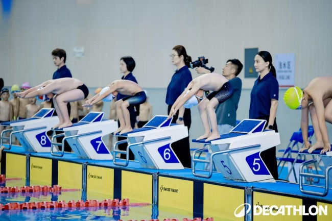 “青体杯” 青少年俱乐部城市邀请赛暨 “迪卡侬” 杯 CS SWIM 游泳巡回赛收官