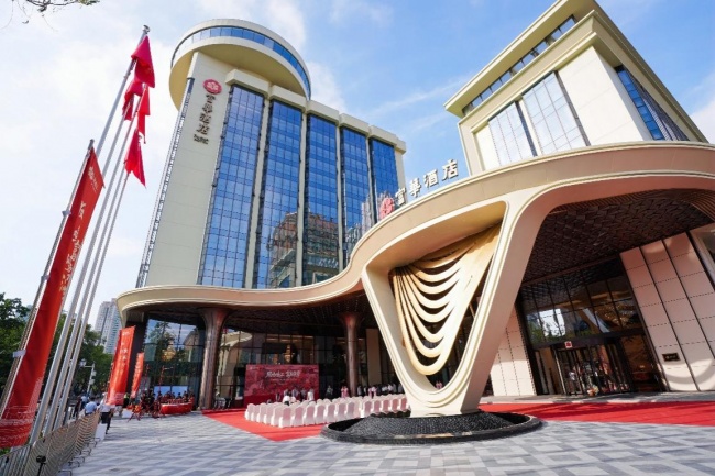 中山富华归来：岐江边，侨乡老地标再次亮灯