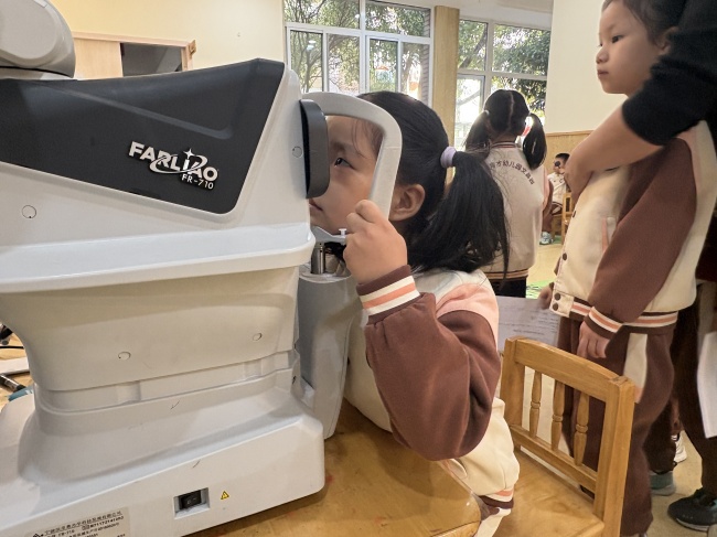 筛查护明眸 健康伴成长  ——育才文昌园迎接广陵区妇幼保健院常见病监测活动