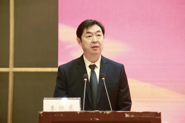 融通中外 智汇神外｜第五届齐鲁燕赵神经外科学术交流暨第二届中欧脑科学学术会议在德州举办