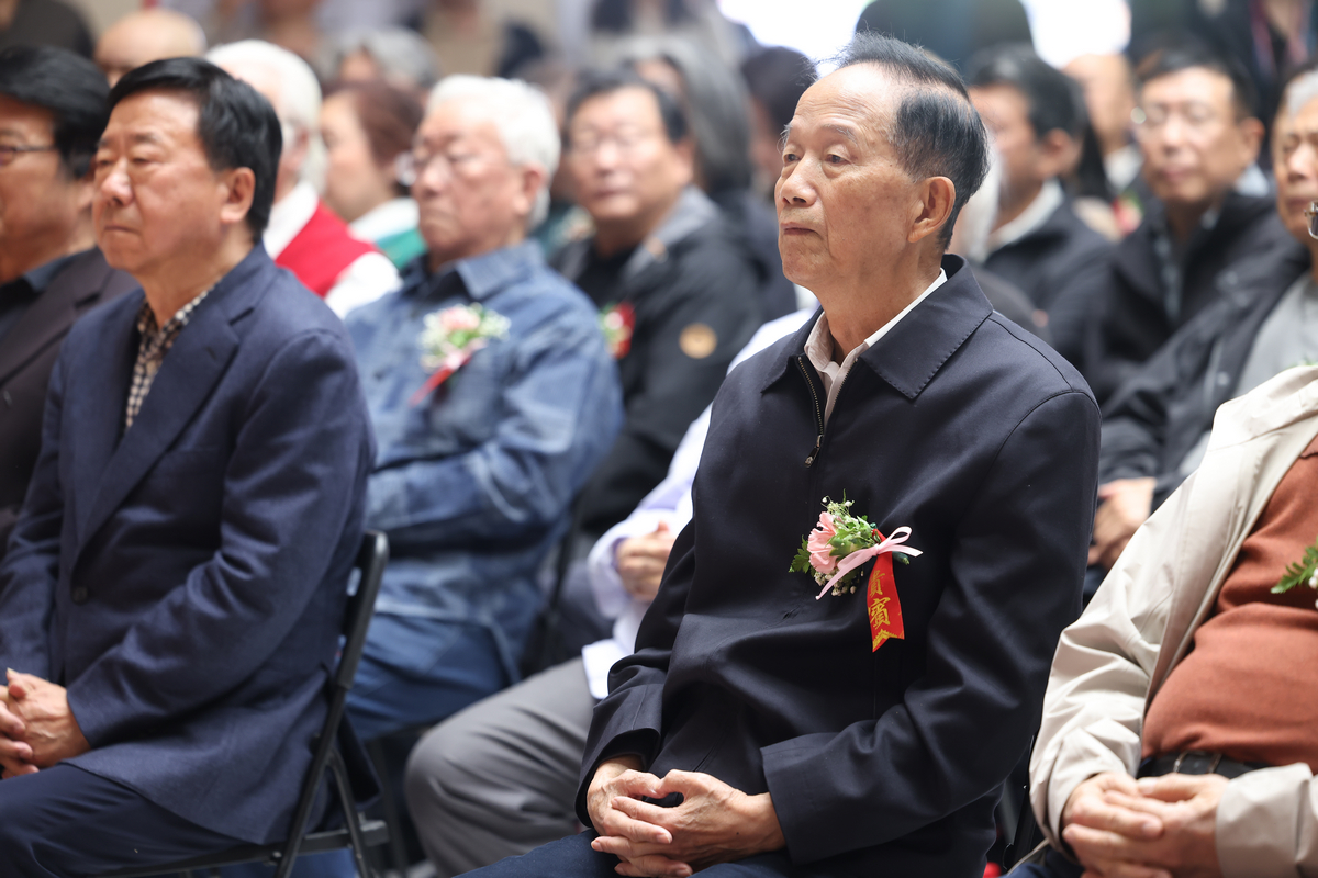 “百年黄胄：笔不离手——纪念黄胄先生诞辰一百周年大型回顾展”在炎黄艺术馆盛大开幕