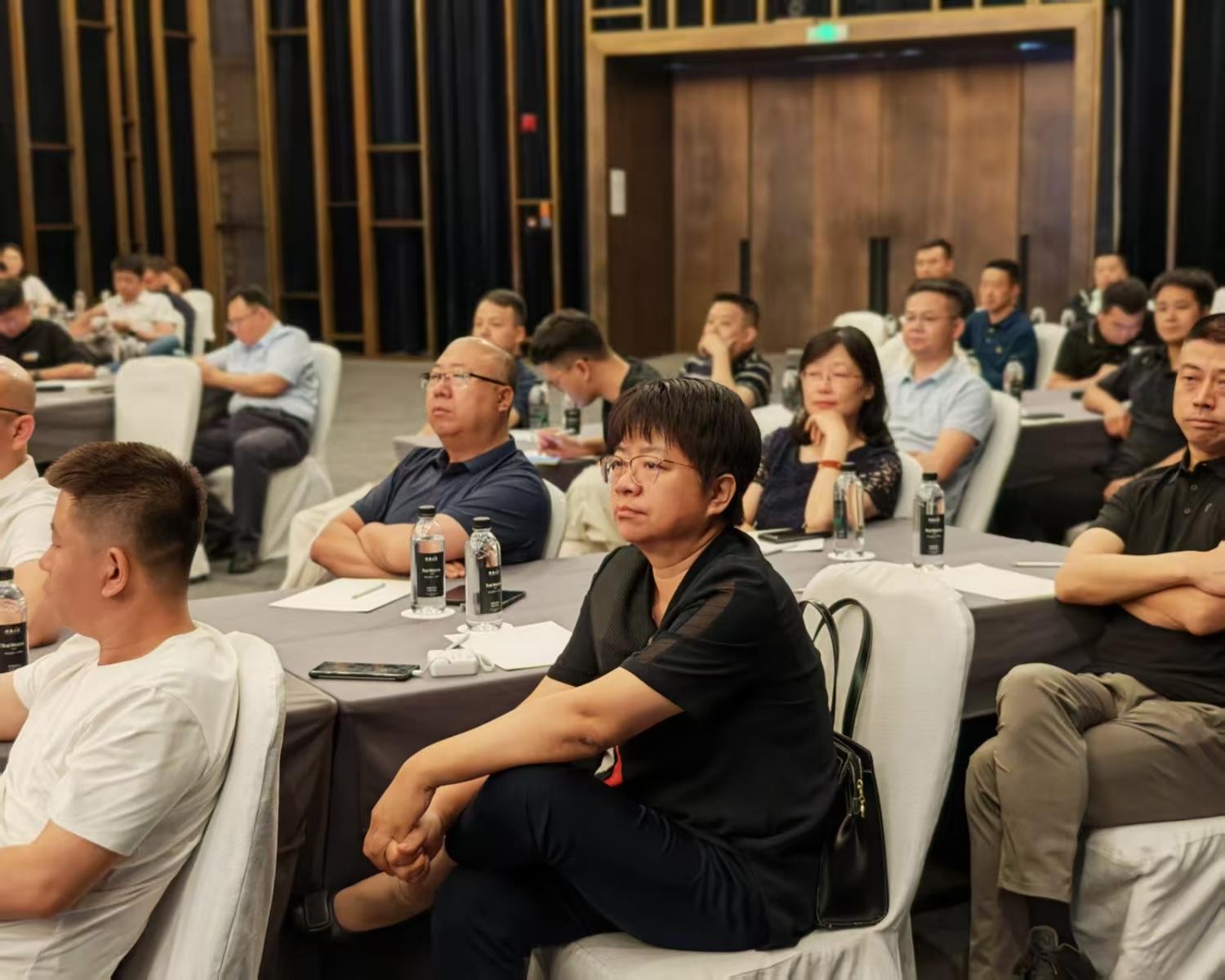 1750044023848507.jpg 3c46861d5cfd90f5a5fde22e922a1a3c_(1).jpg